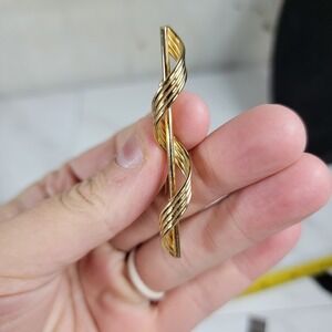 Vintage Carla 14K Gold Filled Ribbon Brooch. Hallmarked Carla 14K‎ G.F.